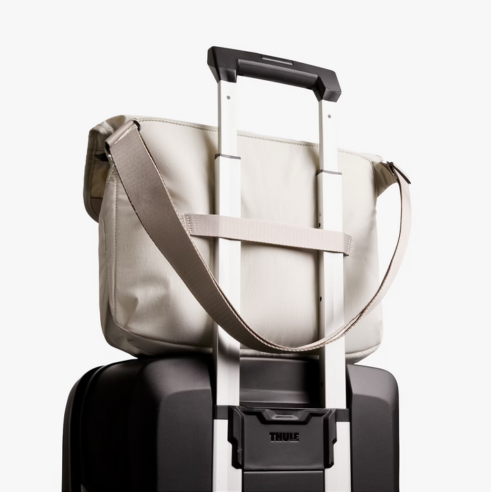 Bellroy Cinch Messenger - Oat