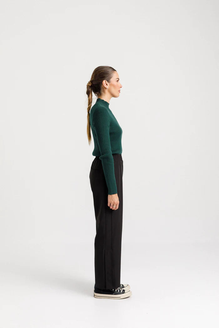 Thing Thing Mock Neck Longsleeve - Forest