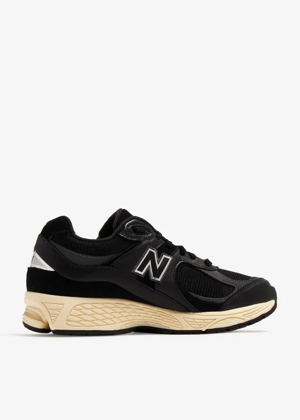 New Balance 2002R Black