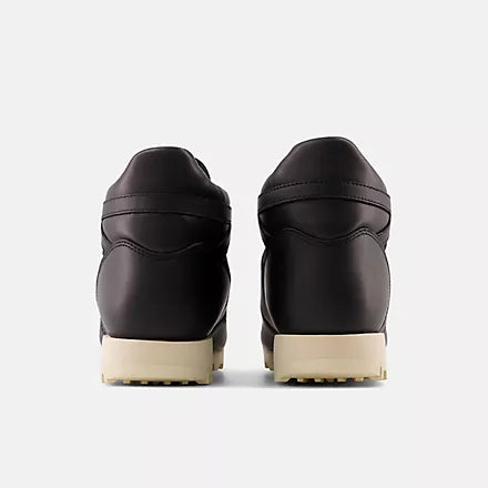 New Balance Rainier Black with macadamia nut and nb scarlet