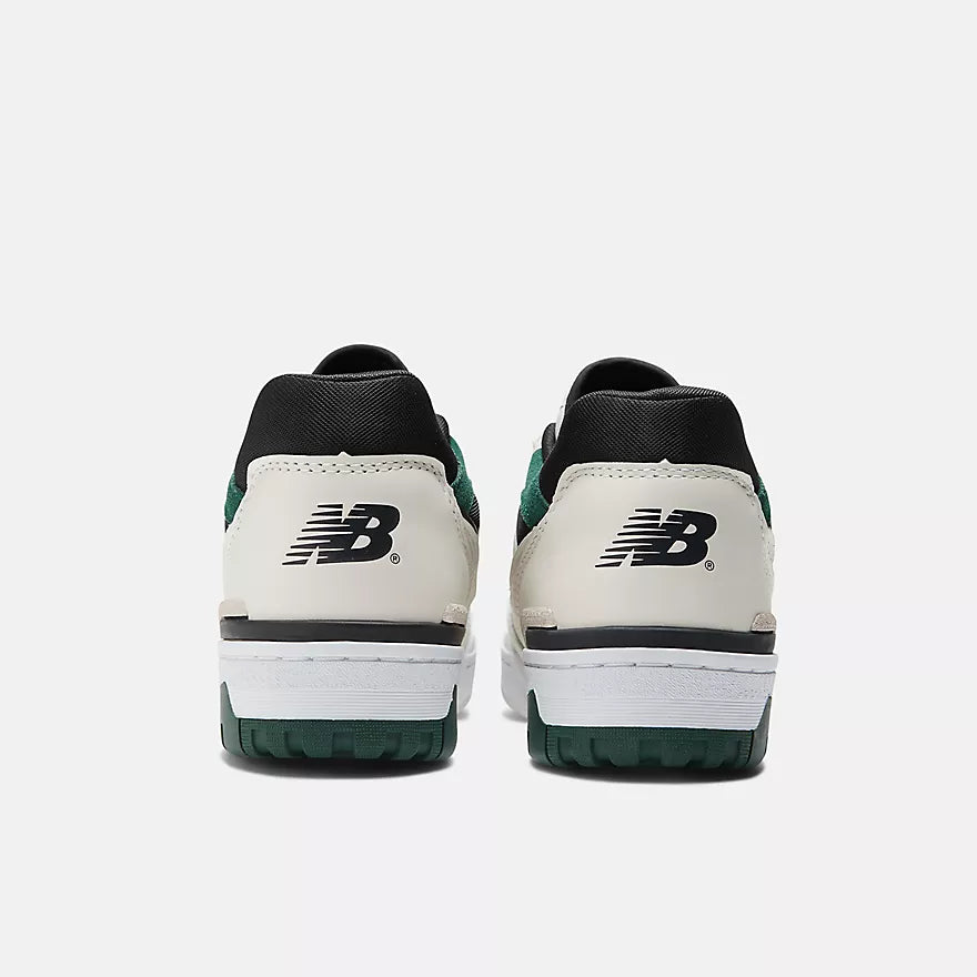 New Balance 550 VTC - Sea Salt / Nightwatch Green