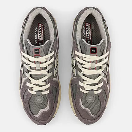 New Balance 1906R Castlerock with harbor grey and silver metallic