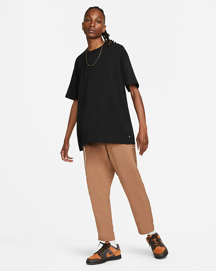 Nike Men's Sportswear Premium Essential Tee Black - Stencil
