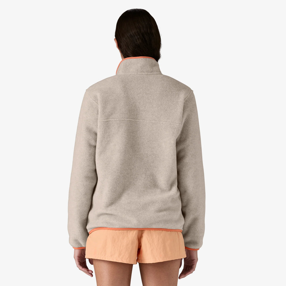 Patagonia Women's Lightweight Synchilla® Snap-T® Fleece Pullover - Oatmeal Heather / Heirloom Peach