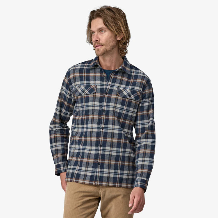 Patagonia Men's Long-Sleeved Organic Cotton Midweight Fjord Flannel Shirt - Fields: New Navy