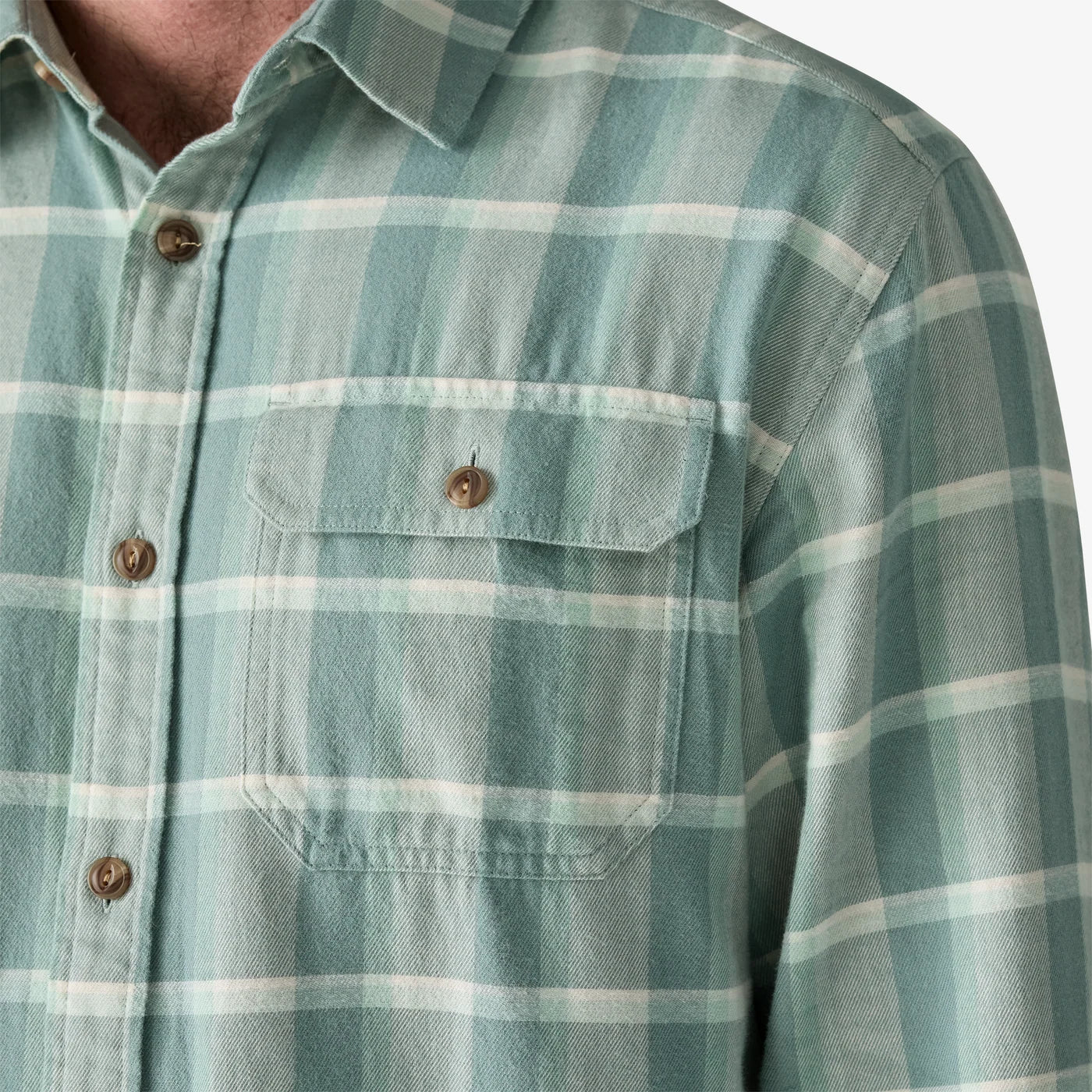 Patagonia Men's Long-Sleeved Lightweight Fjord Flannel Shirt - Marine Layer: Blue Sage