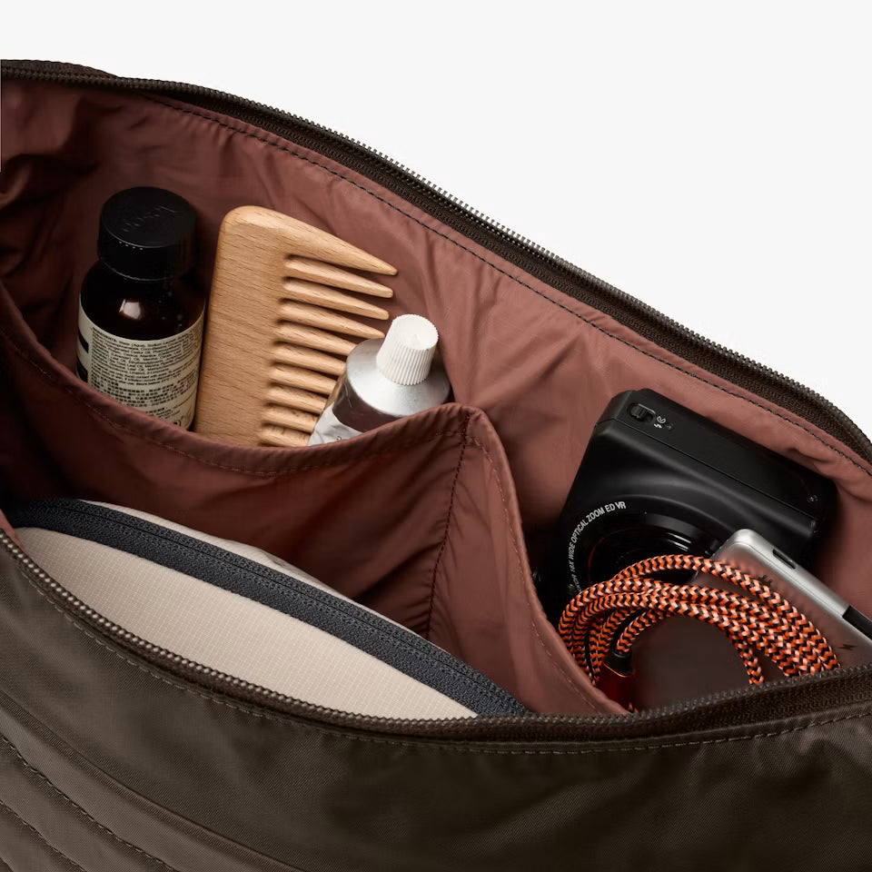 Bellroy Laneway Crescent Bag 7L - River Rock