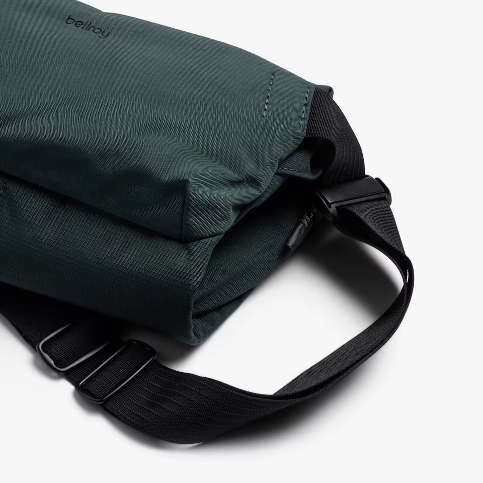 Bellroy Venture Sling 6L - Deep Ocean