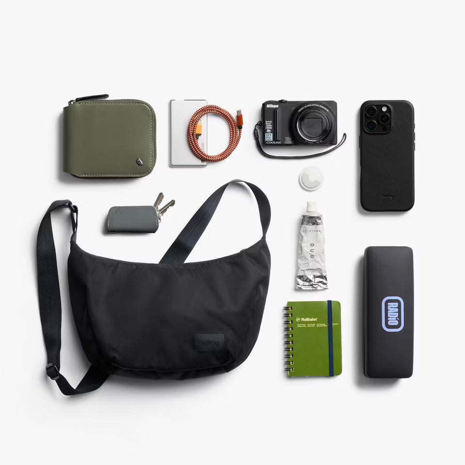 Bellroy Laneway Crescent Bag 2.5L - Black