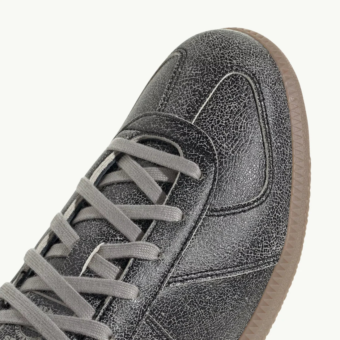 Adidas BW Army - Core Black / Carbon / Light Brown - Stencil