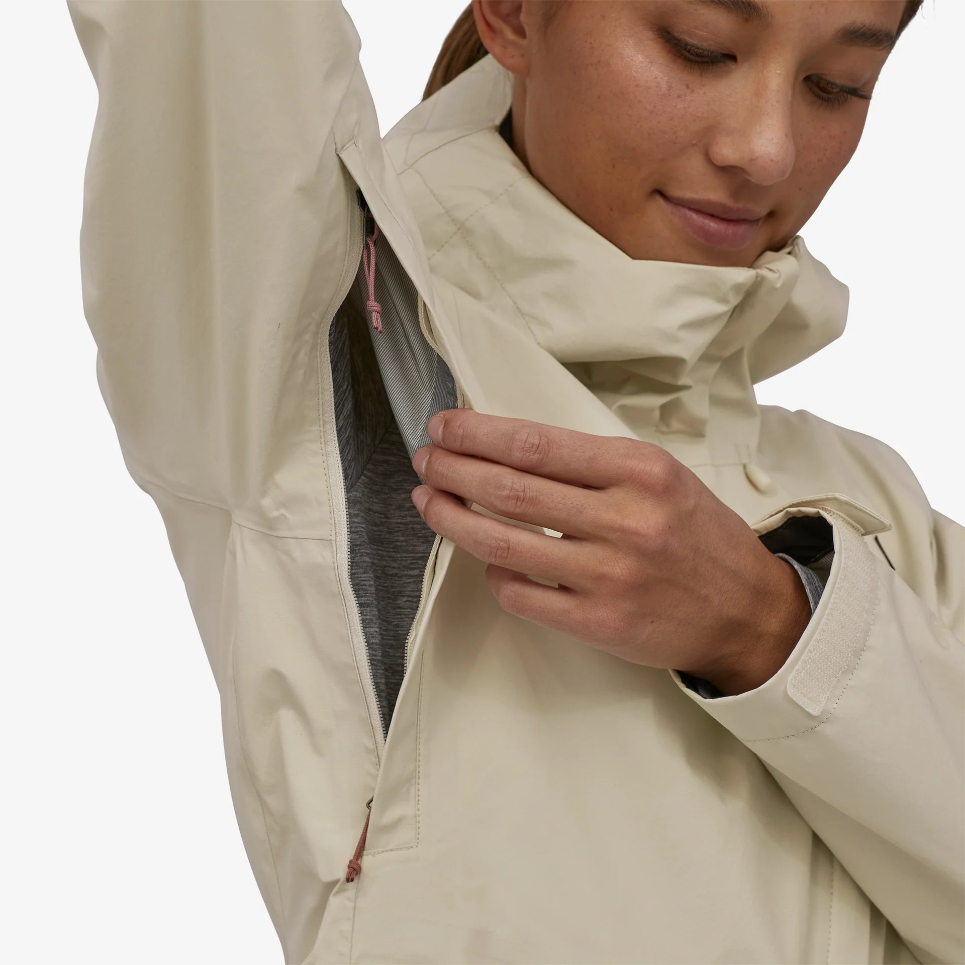 Patagonia Women's Torrentshell 3L Rain Jacket - Wool White - Stencil