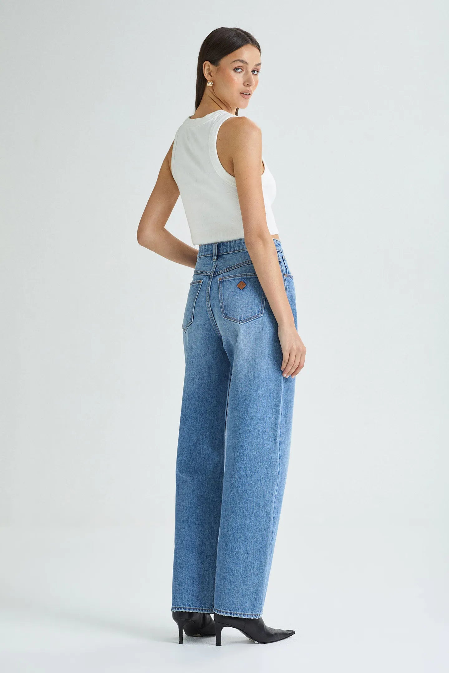 A Brand Carrie Jean Britt Recycled - Mid Vintage Blue - Stencil