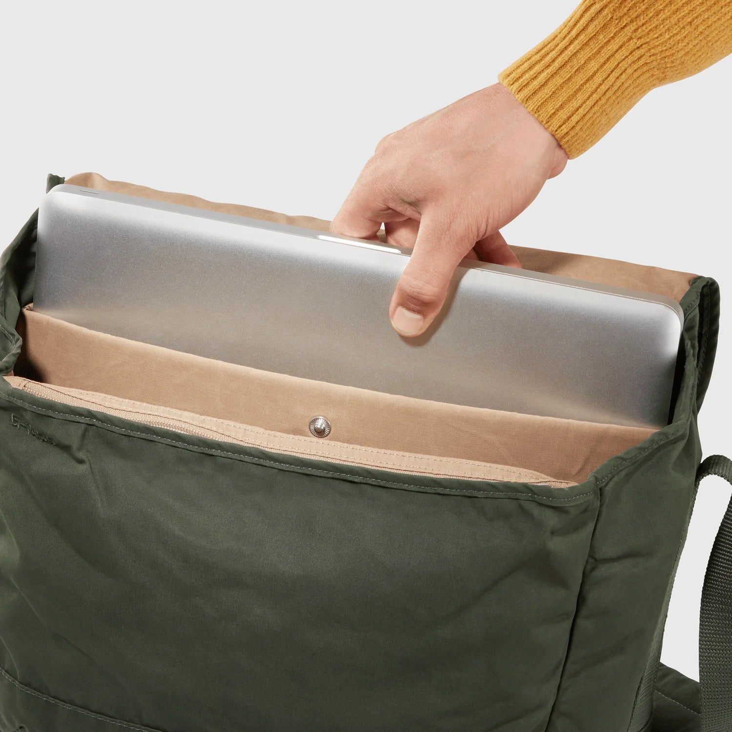 Fjallraven Greenland Shoulder Bag - Deep Forest