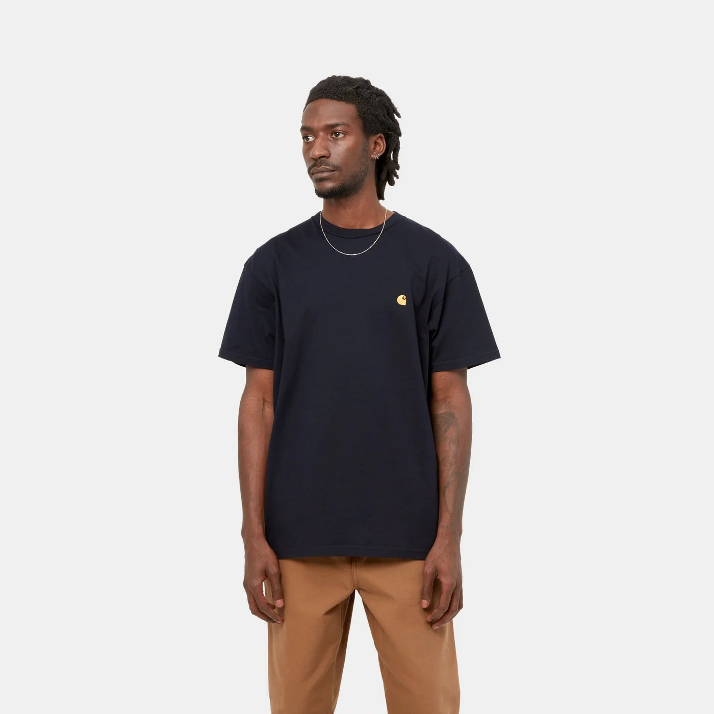 Carhartt S/S Chase T-Shirt - Dark Navy / Gold - Stencil