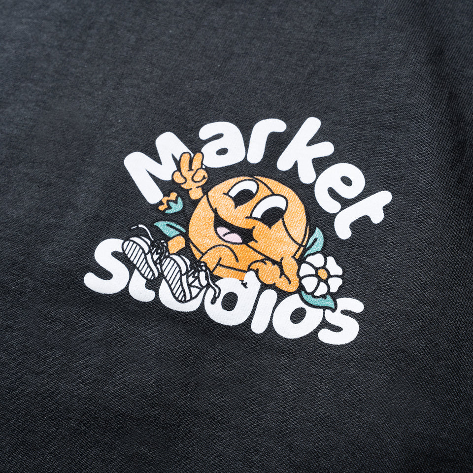 Market Chill in the Net T-Shirt - Black - Stencil