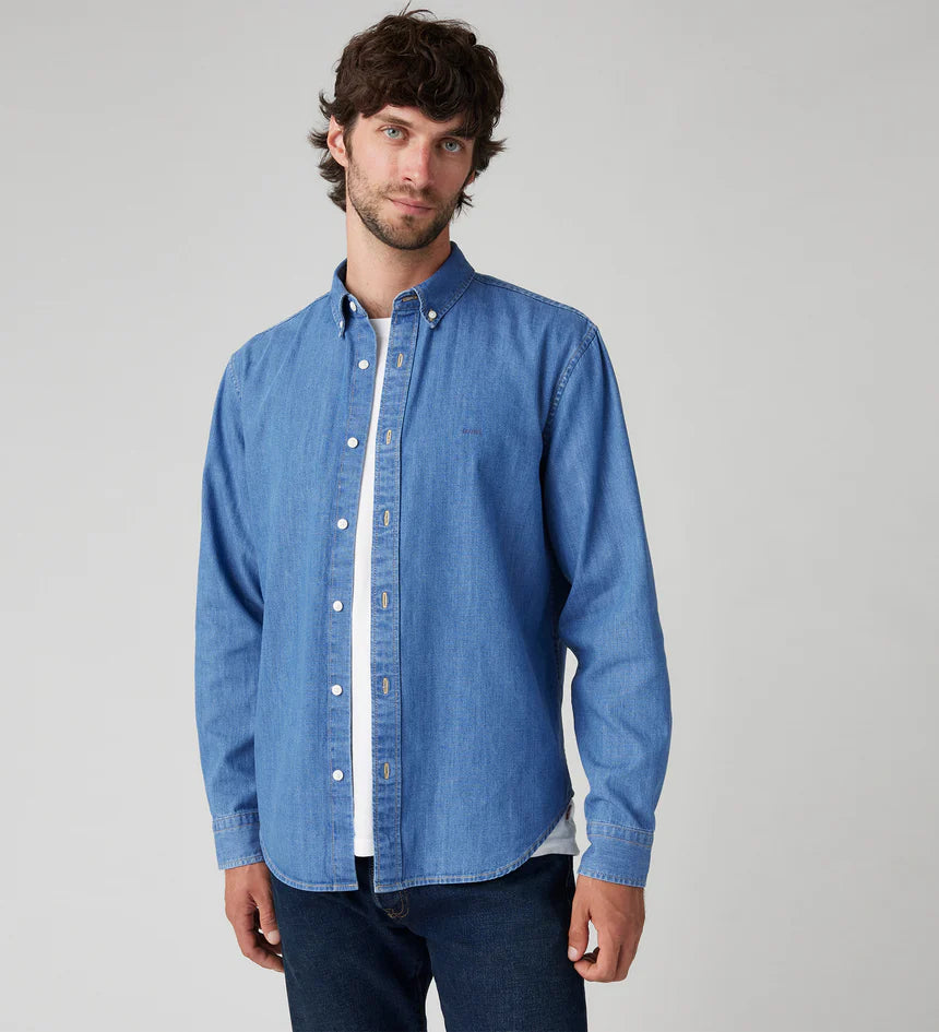 Levi's Men's Authentic Button-Down Shirt - Woodrow Mid Wash - Stencil