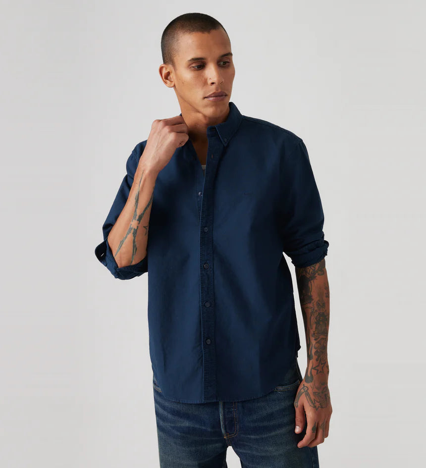 Levi's Men's Authentic Button-Down Shirt - Lucio Navy Blazer Garment Dye