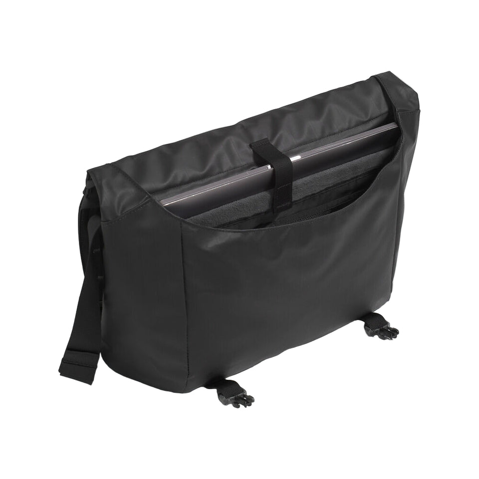 The North Face Base Camp Voyager Messenger Bag - TNF Black/Asphalt Grey