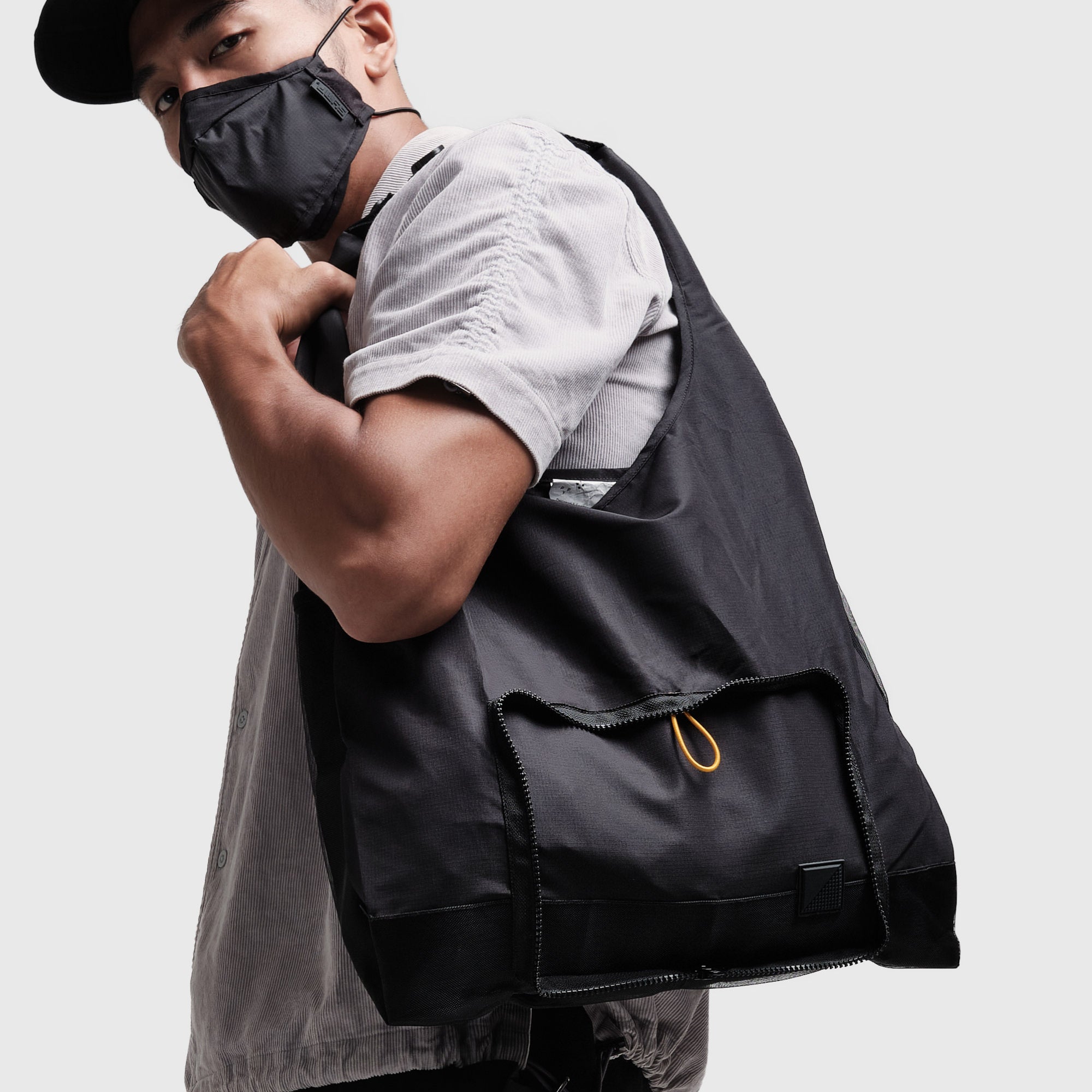 Syma Utilized Visable Foldable Totebag