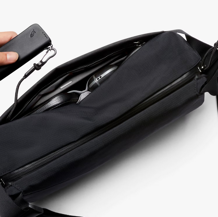 Bellroy Venture Sling 6L - Black - Stencil