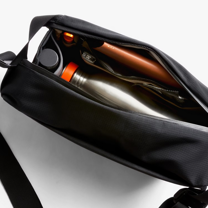 Bellroy Venture Sling 6L - Black - Stencil