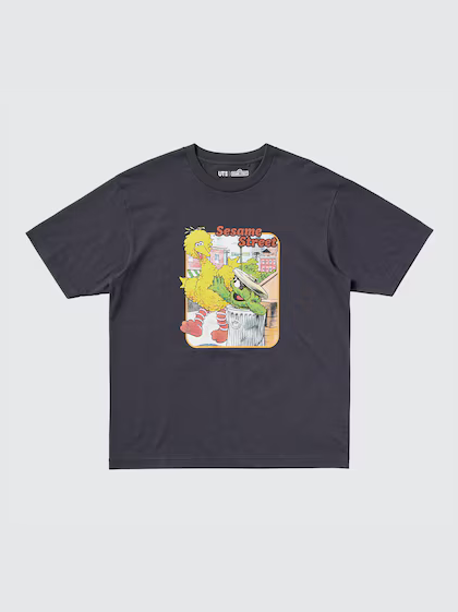 Uniqlo Sesame Street Short Sleeve UT - 08 Dark Grey - Stencil