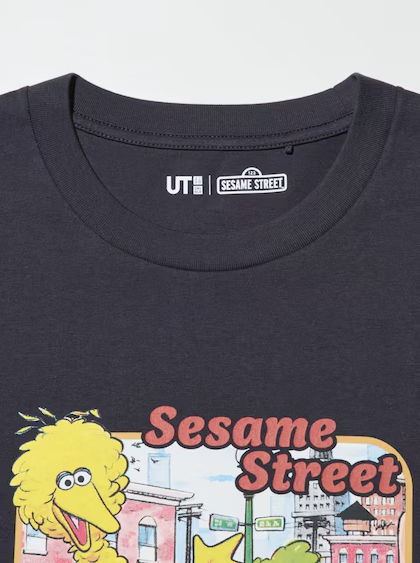 Uniqlo Sesame Street Short Sleeve UT - 08 Dark Grey - Stencil