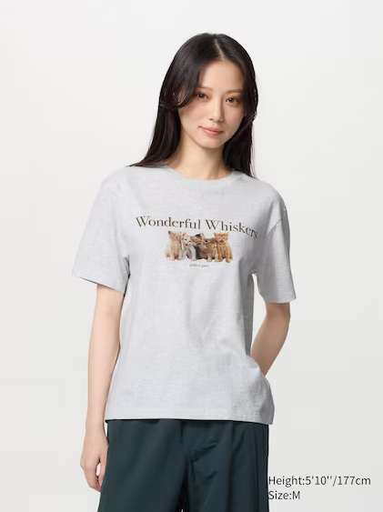 Uniqlo Women's Cat Photographs UT Graphic T-Shirt - 02 Light Grey