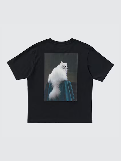 Uniqlo Women's Cat Photographs UT Graphic T-Shirt - 09 Black