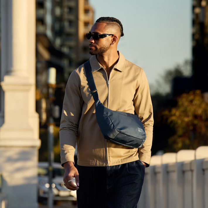 Bellroy Laneway Crescent Bag 7L - Black - Stencil