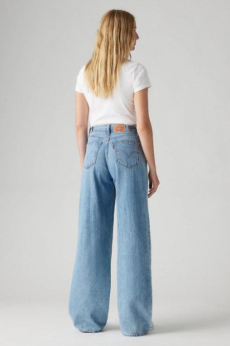 Levi's Women's Cinch Baggy Jeans - Invested Indigo Medium Wash - Stencil