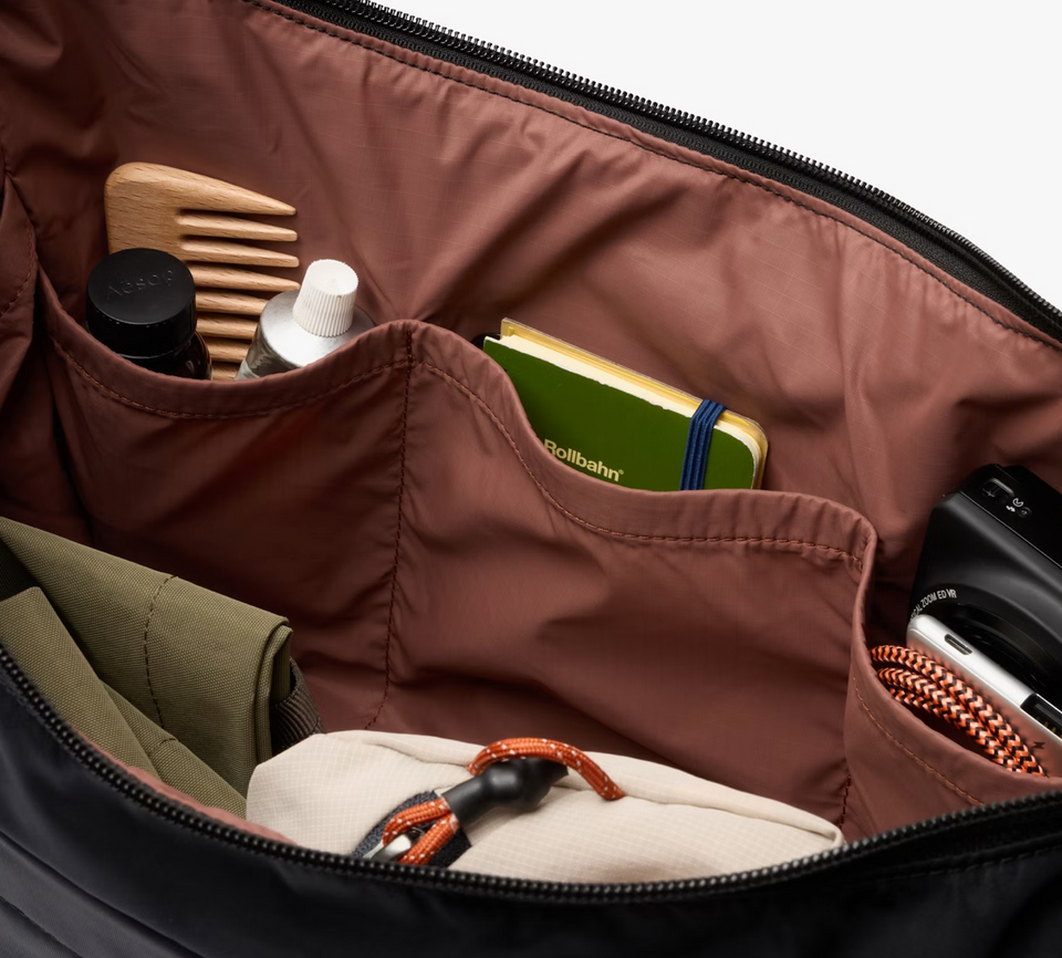 Bellroy Laneway Crescent Bag 12L - Ink