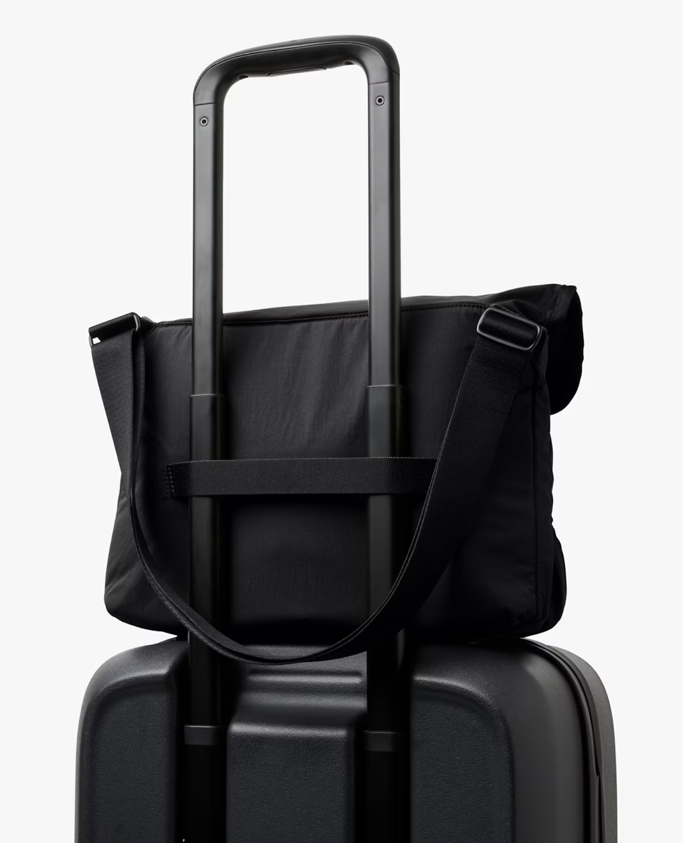 Bellroy Cinch Messenger - Black - Stencil