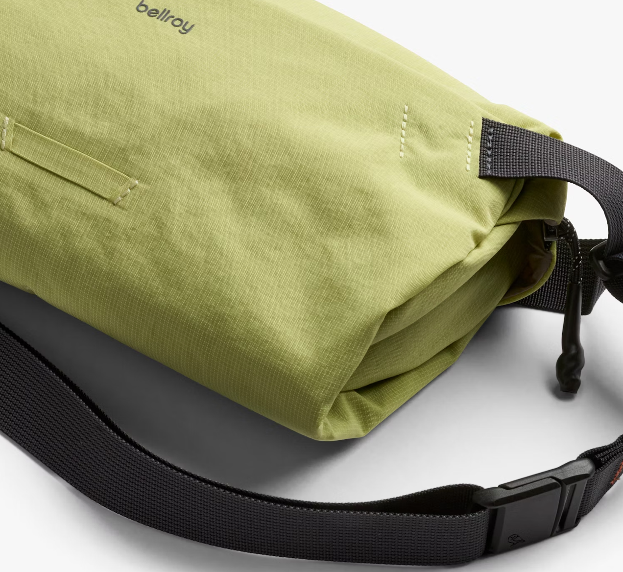 Bellroy Lite Sling - Kiwi - Stencil