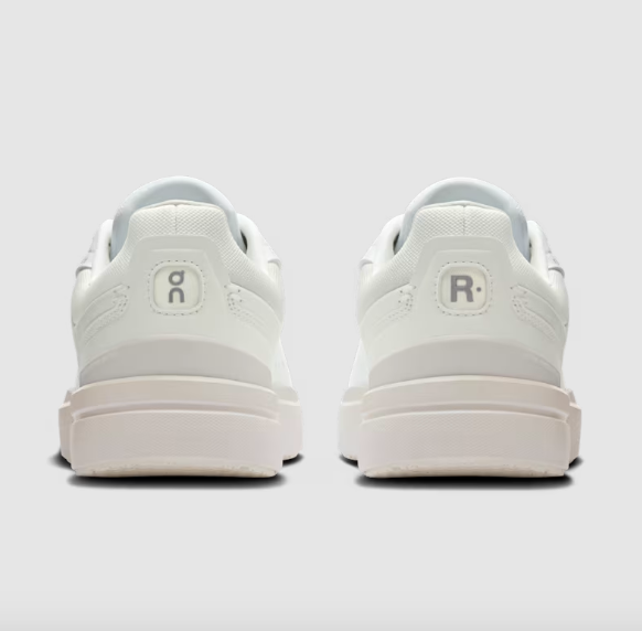 On THE ROGER Advantage Women's - White/White