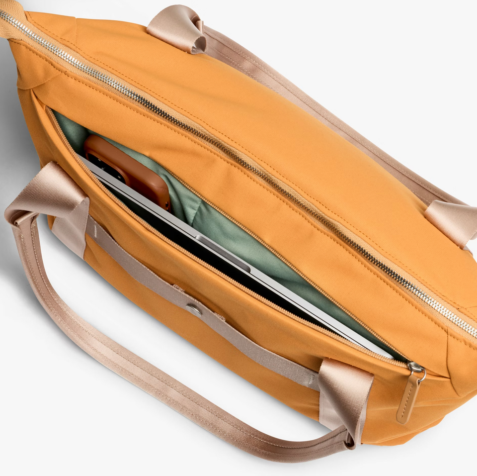 Bellroy Classic Getaway Bag - Butterscotch