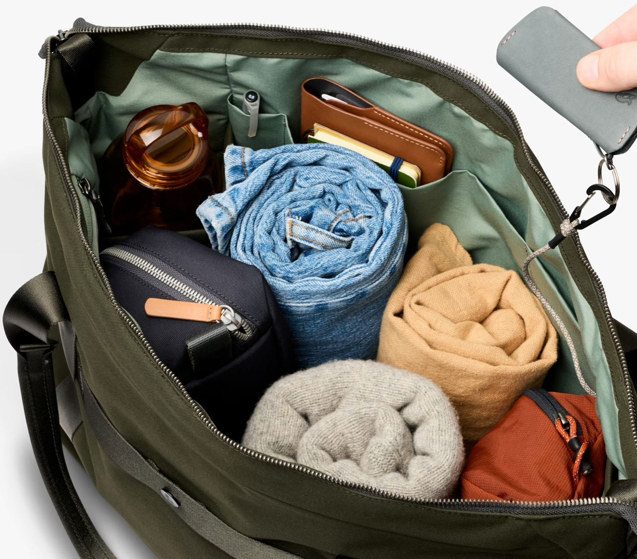 Bellroy Classic Getaway Bag - Olive - Stencil