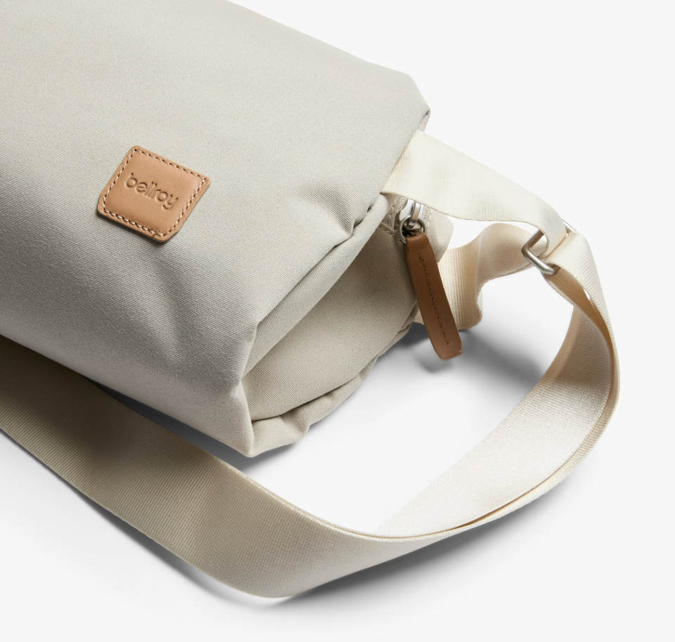 Bellroy Classic Sling 5L - Tahini