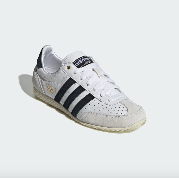 Adidas Women's Japan - Cloud White / Core Black / Gold Metallic - Stencil