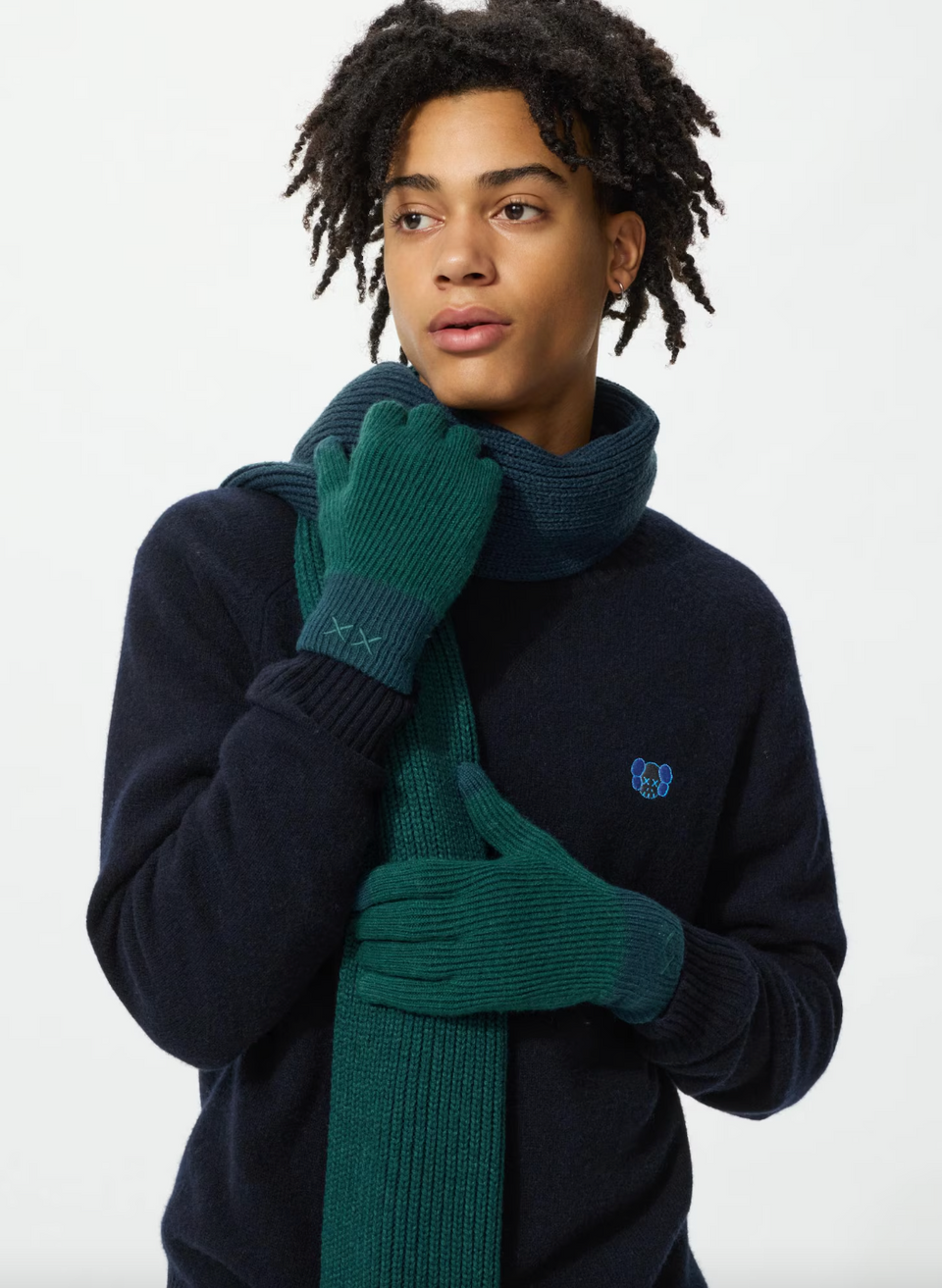 Uniqlo - KAWS Lambswool Sweater - Navy - Stencil
