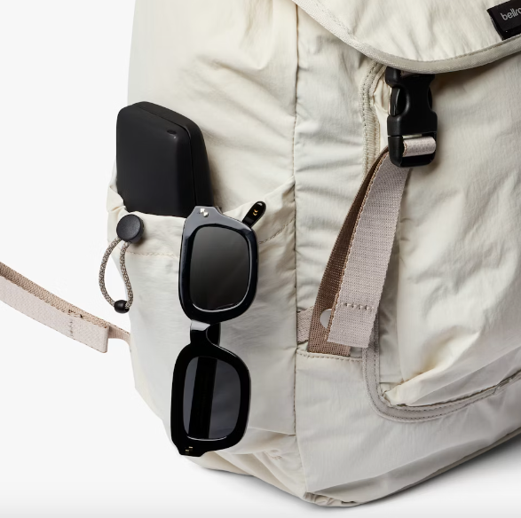 Bellroy Cinch Backpack 20L - Oat - Stencil