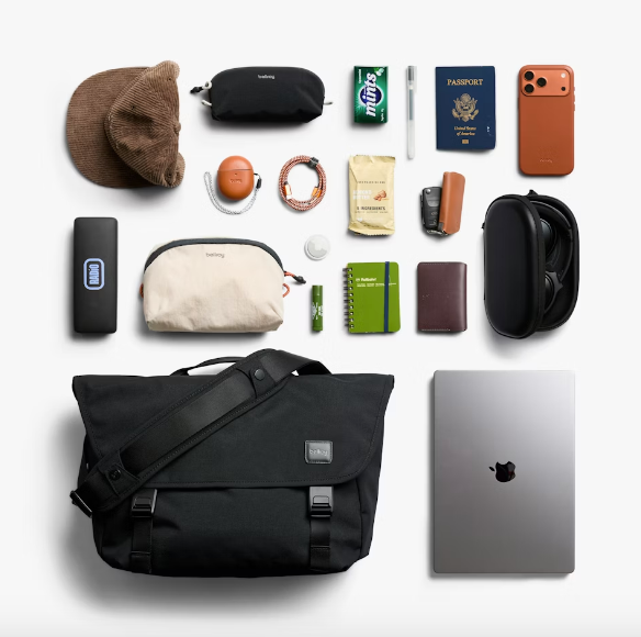 Bellroy Classic Messenger - Black - Stencil