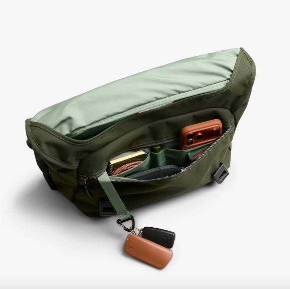 Bellroy Classic Messenger - Olive - Stencil