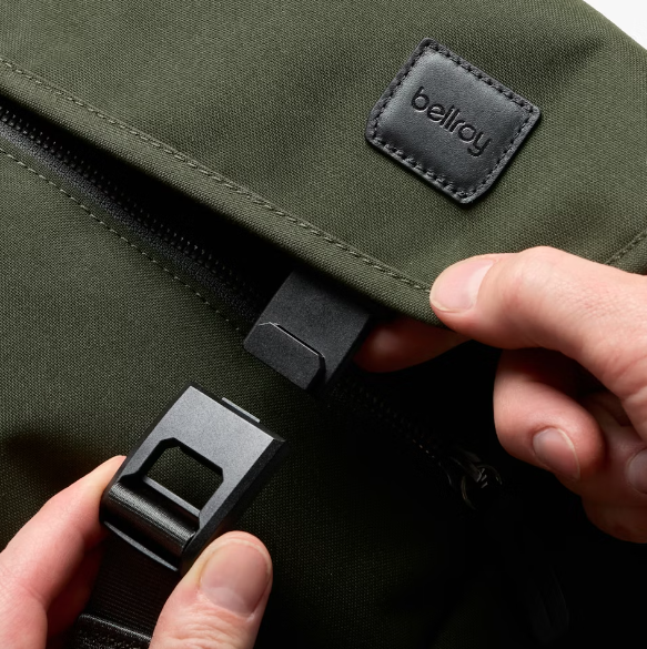 Bellroy Classic Messenger - Olive - Stencil
