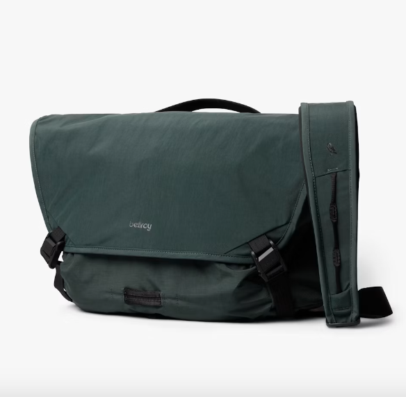 Bellroy Venture Messenger 16" - Deep Ocean