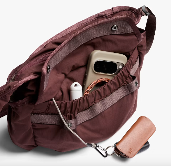 Bellroy Cinch Sling - Burgundy