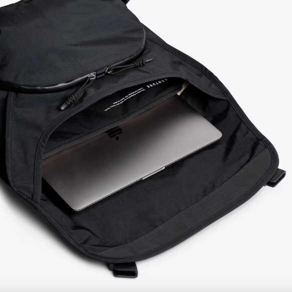 Bellroy Venture Messenger 14" - Black