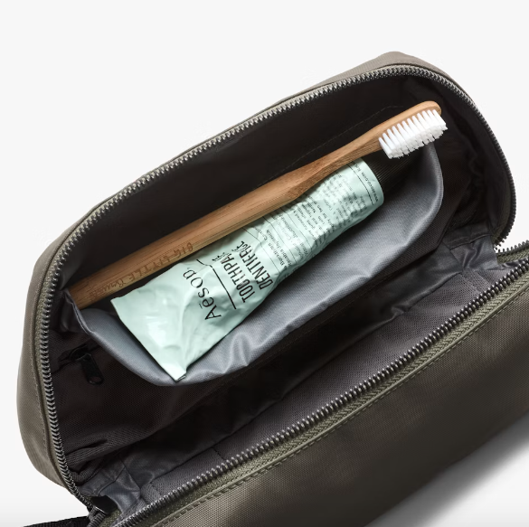 Bellroy Toiletry Kit Plus - Sea Kelp