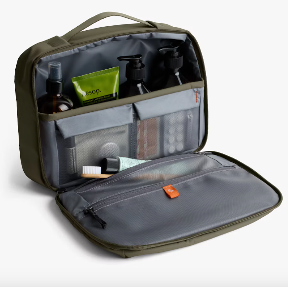 Bellroy Hanging Toiletry Kit Plus - Sea Kelp - Stencil