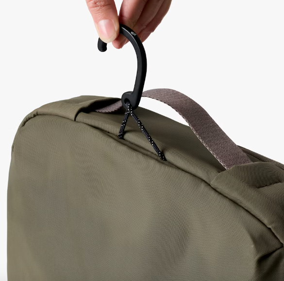 Bellroy Hanging Toiletry Kit Plus - Sea Kelp - Stencil